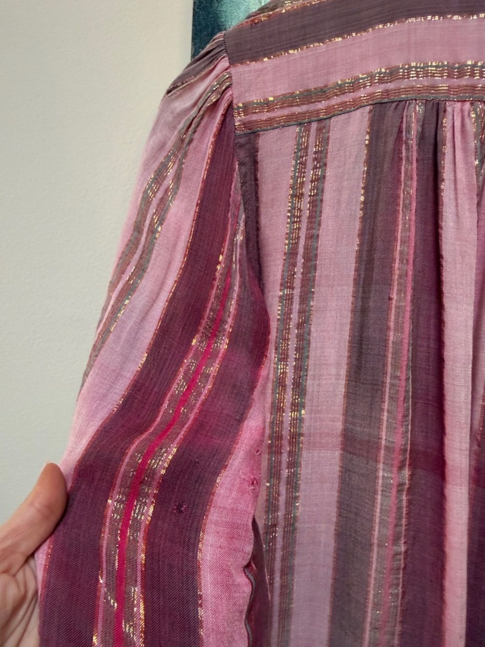 Vintage Indian Cotton Gauze Blouse Pink Metallic Stripes Size small - Picture 9 of 14